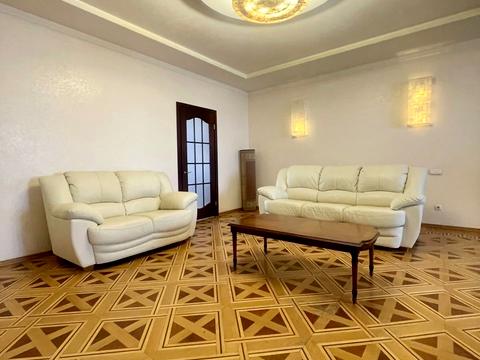 квартира за адресою Сергія Подолинського вул. (Благоєва), 7