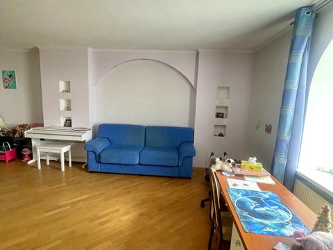 квартира за адресою Сергія Подолинського вул. (Благоєва), 7