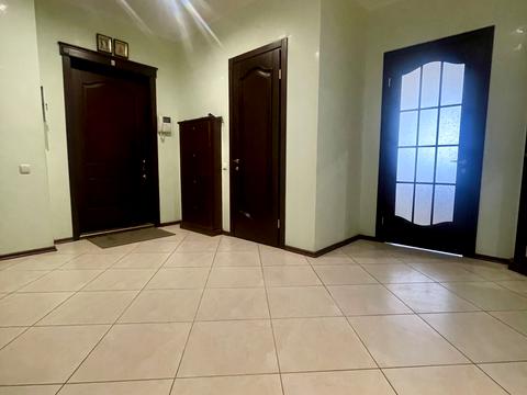 квартира за адресою Сергія Подолинського вул. (Благоєва), 7