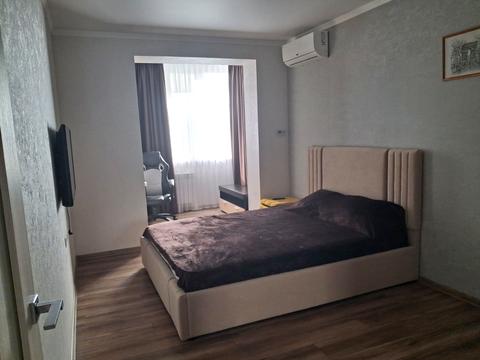 квартира по адресу Мостобудівників ул., 18