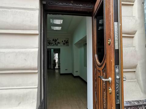 комерційна за адресою Городоцька вул., 88