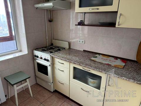 квартира за адресою Академіка Булаховського вул., 32