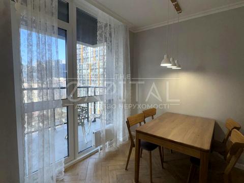 квартира за адресою Предславинська вул., 42