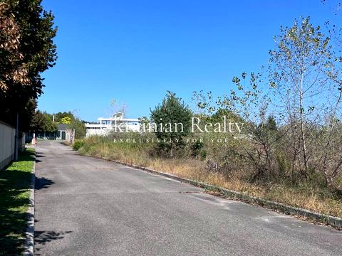 участок по адресу Старокиевская ул., 142