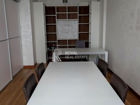 коммерческая по адресу Крещатик ул. (Kreschatic), 25