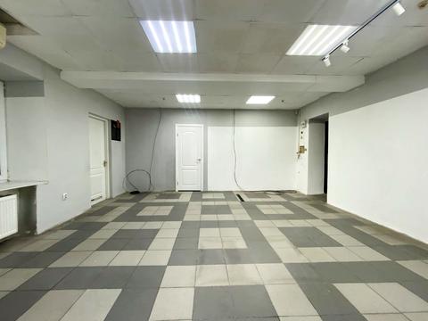 коммерческая по адресу Кравчука ул., 15