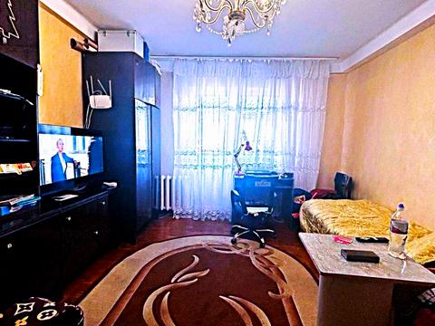 квартира за адресою Автозаводська вул., 25