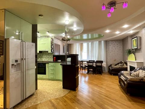 квартира за адресою Дніпровська набережна вул., 19-В