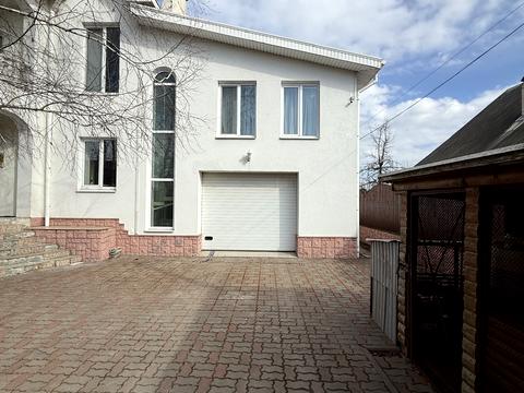 будинок за адресою Молодіжна, 25-а