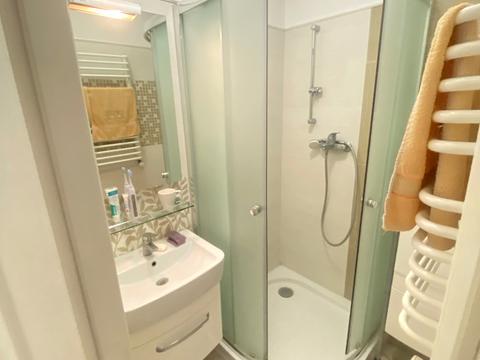 квартира за адресою Роксоляни вул., 25