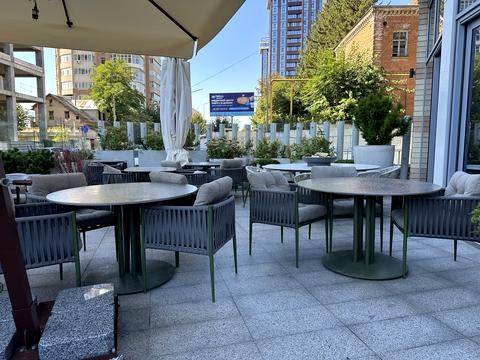 коммерческая по адресу Дмитрия Яворницкого просп. (Карла Маркса), 5