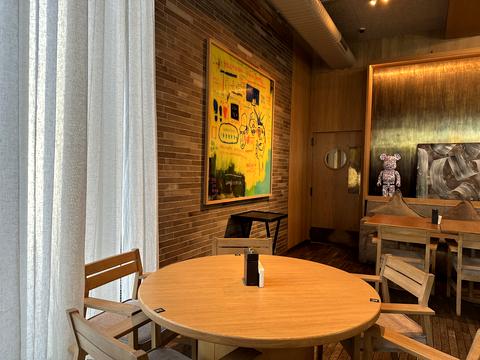 коммерческая по адресу Дмитрия Яворницкого просп. (Карла Маркса), 5