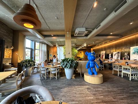 коммерческая по адресу Дмитрия Яворницкого просп. (Карла Маркса), 5