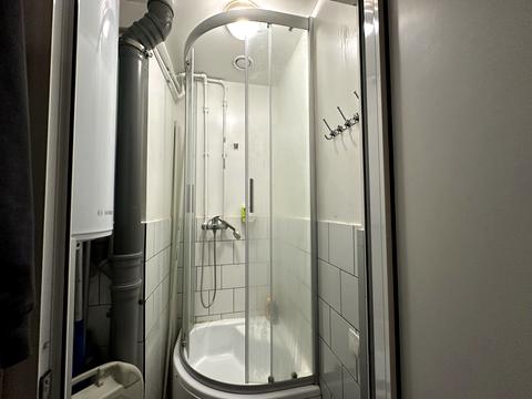 коммерческая по адресу Дмитрия Яворницкого просп. (Карла Маркса), 5