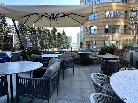 коммерческая по адресу Дмитрия Яворницкого просп. (Карла Маркса), 5