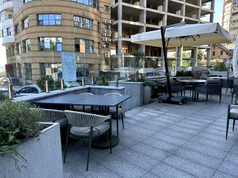 коммерческая по адресу Дмитрия Яворницкого просп. (Карла Маркса), 5