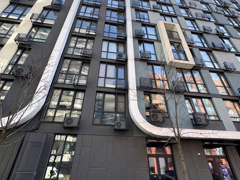 комерційна за адресою Тадея Рильського бульв., 9