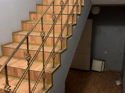 комерційна за адресою Барикадний пров., 5