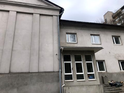 комерційна за адресою Барикадний пров., 5