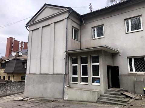 комерційна за адресою Барикадний пров., 5