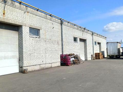 комерційна за адресою Пухівська вул., 111