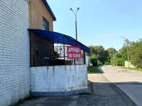 комерційна за адресою Пухівська вул., 111