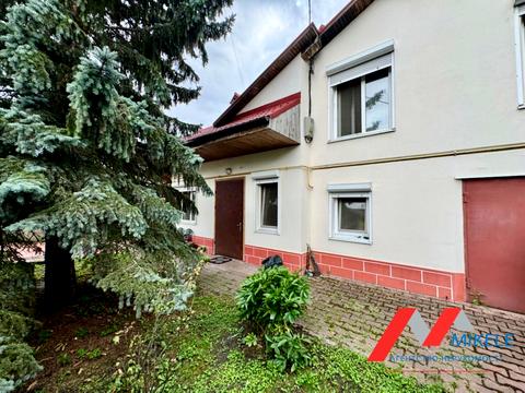 будинок за адресою Богатирська вул., 15