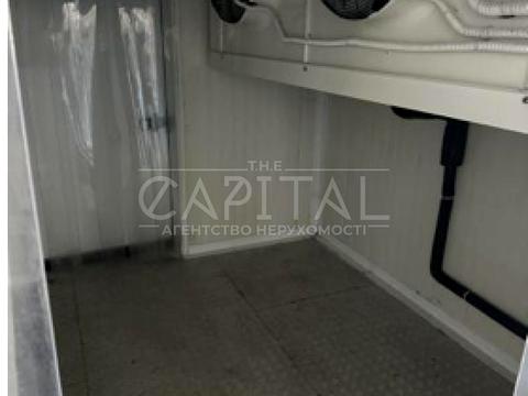 комерційна за адресою Київська, 8