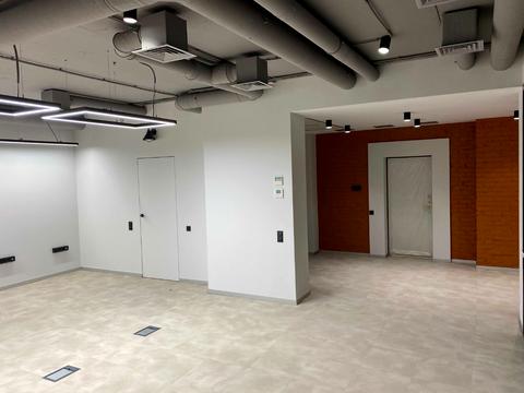 коммерческая по адресу Андрея Верхогляда ул. (Михайла Драгомирова), 14