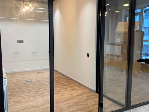 коммерческая по адресу Андрея Верхогляда ул. (Михайла Драгомирова), 14