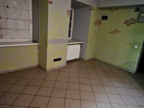 комерційна за адресою Замарстинівська вул. (), 16