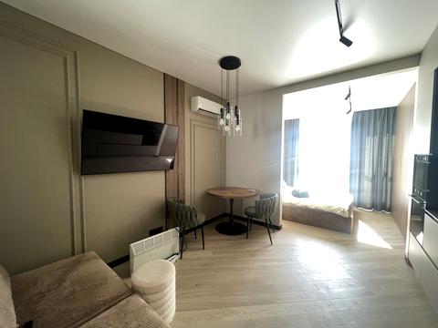 квартира за адресою Андрія Верхогляда вул. (Михайла Драгомирова), 14-А