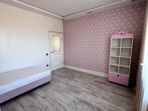 будинок за адресою Довга