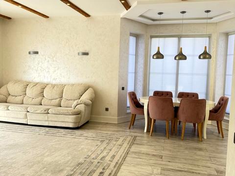 будинок за адресою Довга