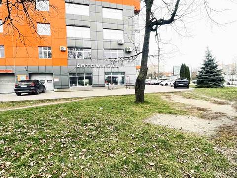 комерційна за адресою Джорджа Вашингтона вул. (Батальна), 4