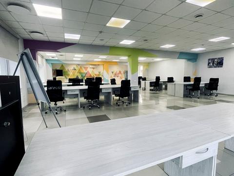 комерційна за адресою Джорджа Вашингтона вул. (Батальна), 4