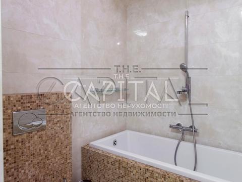 комерційна за адресою Звіринецька вул., 59