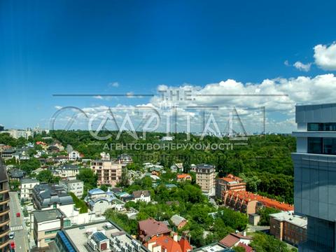 комерційна за адресою Звіринецька вул., 59
