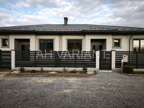 будинок за адресою Виноградна