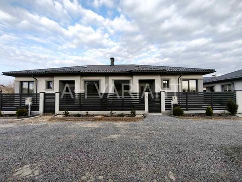 будинок за адресою Виноградна