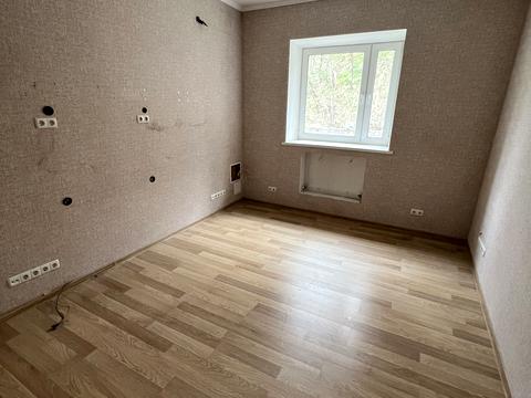 комерційна за адресою Барикадний пров., 5