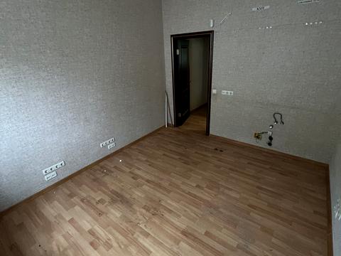 комерційна за адресою Барикадний пров., 5