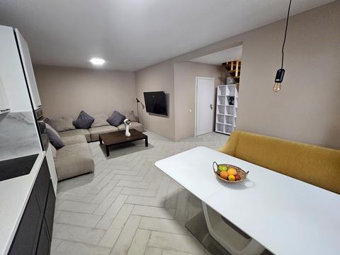 дом по адресу 50-та Садова ул., 13