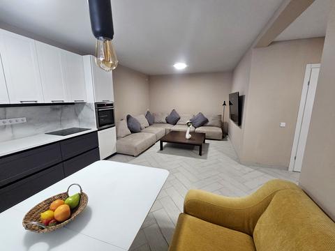 дом по адресу 50-та Садова ул., 13