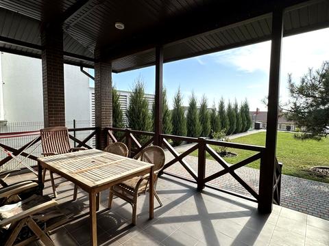 будинок за адресою Набережна вул.