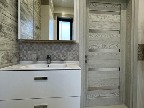 будинок за адресою Набережна вул.