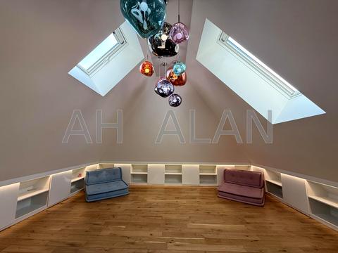 будинок за адресою Павла Загребельного вул. (Миколи Раєвського)