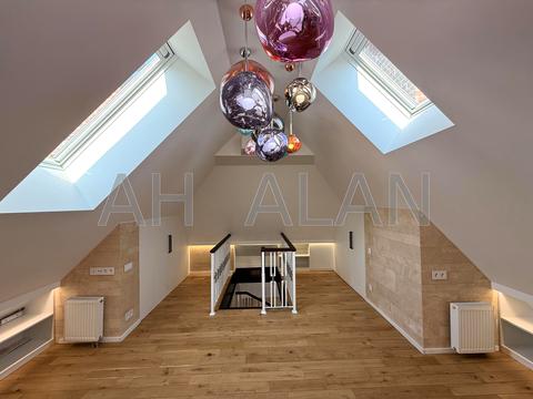 будинок за адресою Павла Загребельного вул. (Миколи Раєвського)