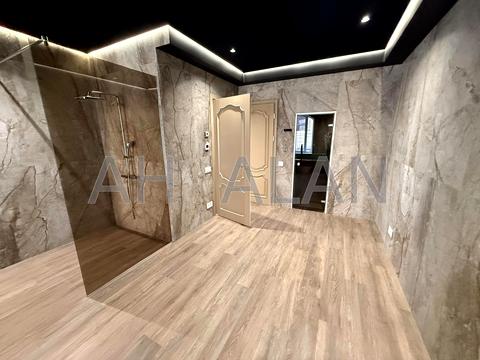 будинок за адресою Павла Загребельного вул. (Миколи Раєвського)