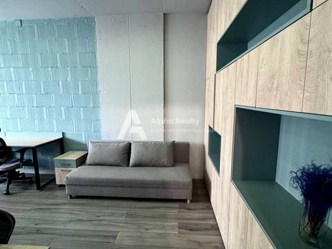 комерційна за адресою Саксаганського вул., 37-К